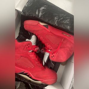 Air Jordan 6’s men’s size 13